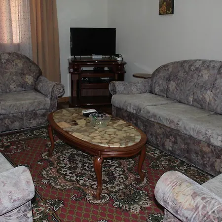 Xhejms Apartment