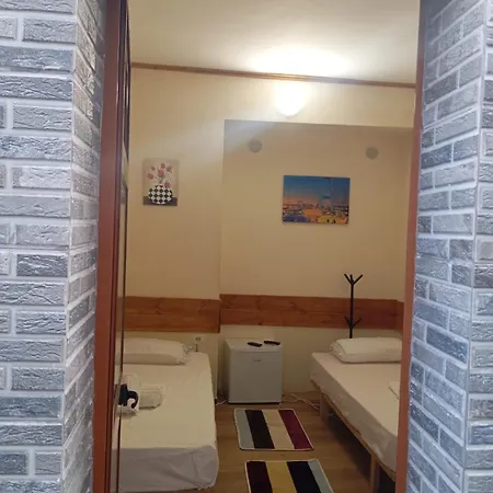 Apartment Xhejms